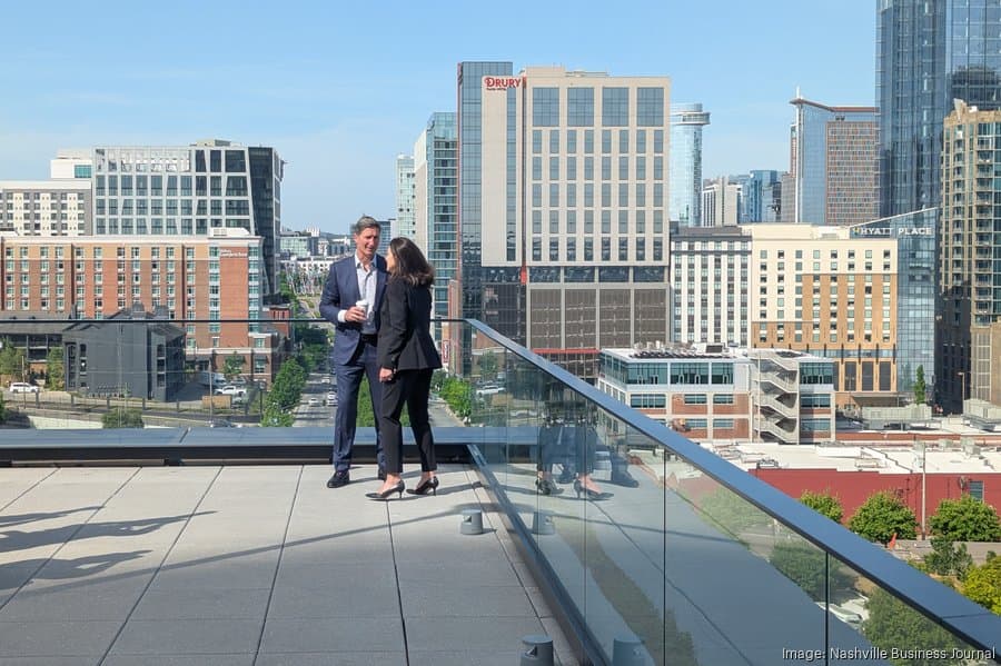Starbucks makes Nashville expansion amid Seattle struggles